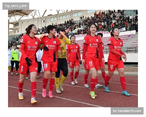 金蕙利任意球造威胁 武汉女足韩国外援展现价值 金蕙利任意球造威胁 武汉女足韩国外援展现价值